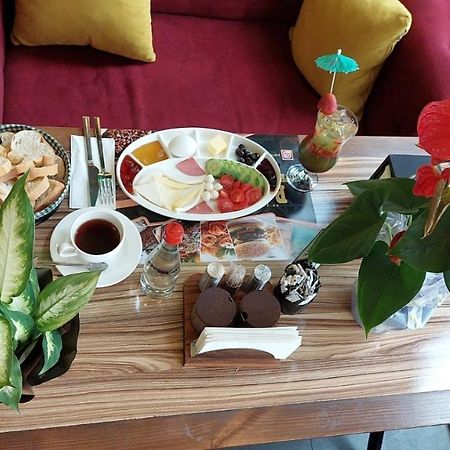 Paris Hotel Cafe Restaurant Stambuł Zewnętrze zdjęcie