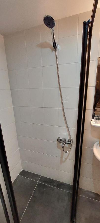 Paris Hotel Cafe Restaurant Stambuł Zewnętrze zdjęcie