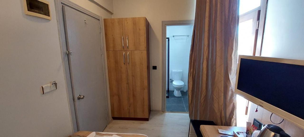 Paris Hotel Cafe Restaurant Stambuł Zewnętrze zdjęcie