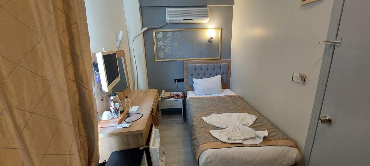 Paris Hotel Cafe Restaurant Stambuł Zewnętrze zdjęcie