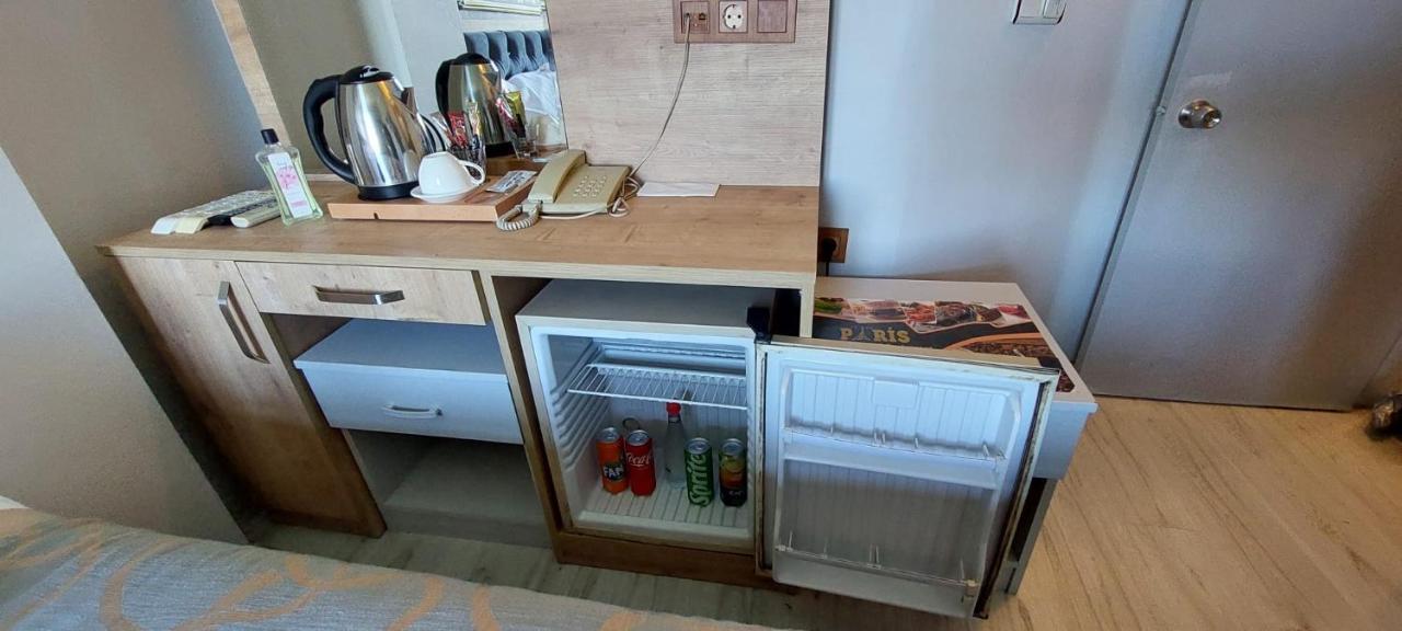 Paris Hotel Cafe Restaurant Stambuł Zewnętrze zdjęcie