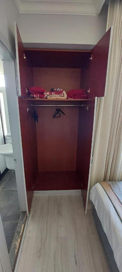 Paris Hotel Cafe Restaurant Stambuł Zewnętrze zdjęcie